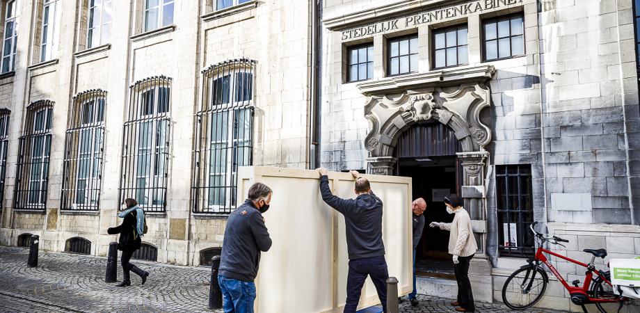 Verhuis van Antverpia naar Museum Plantin-Moretus Verhuis van Antverpia naar Museum Plantin-Moretus